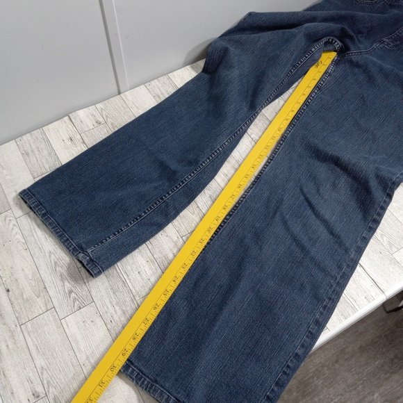 D & Co Womens Denim Jeans 12 Stretch Bootcut Medium Wash Outdoor Casual - Picture 13 of 16